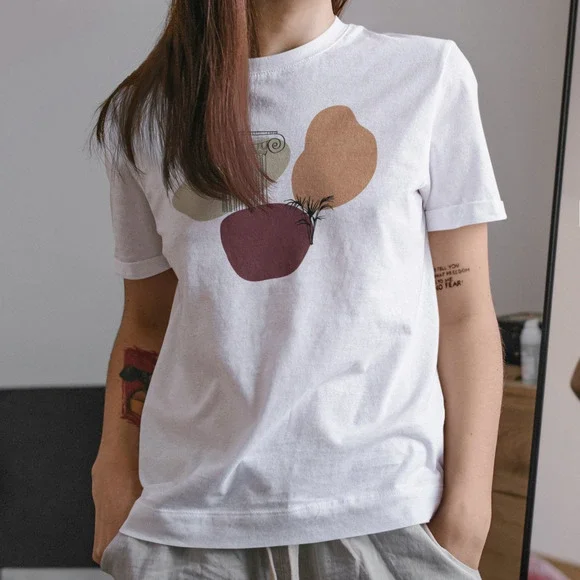 Greek Roman Column Line Art Graphic Tee - Picture 5 of 5